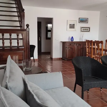 Casa Marina بيت للعطل